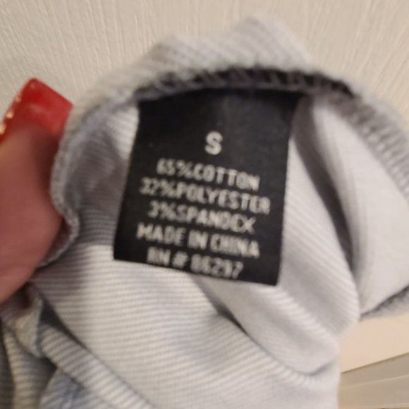 BCBGMAZARIA Studded Hoodie and Pant Set Size S in Gray (Pre-Owned) - Picture 4 of 7